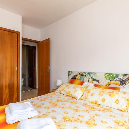 Isola Beachside Apartment فالنسيا المظهر الخارجي الصورة