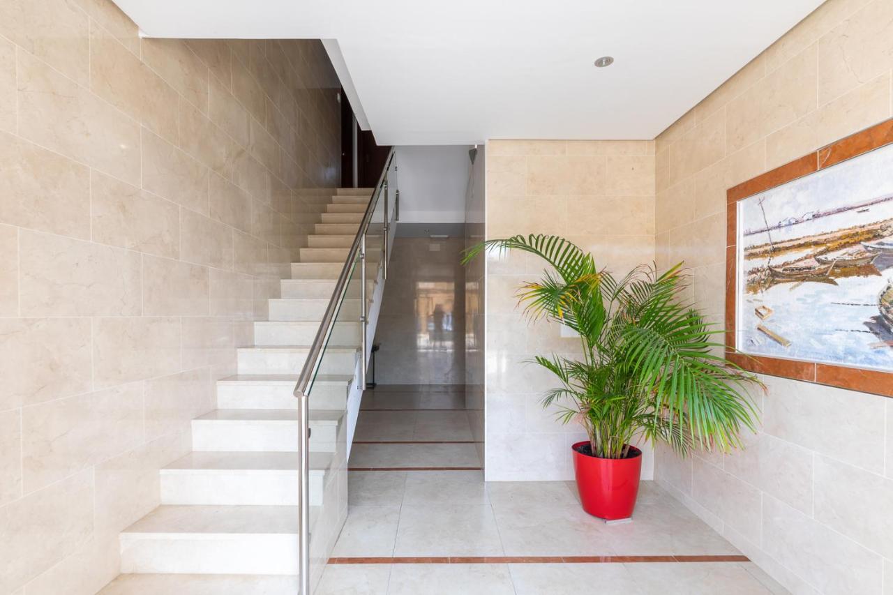 Isola Beachside Apartment فالنسيا المظهر الخارجي الصورة