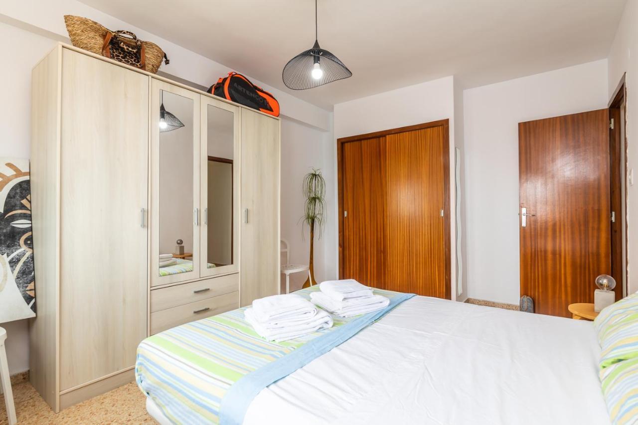 Isola Beachside Apartment فالنسيا المظهر الخارجي الصورة
